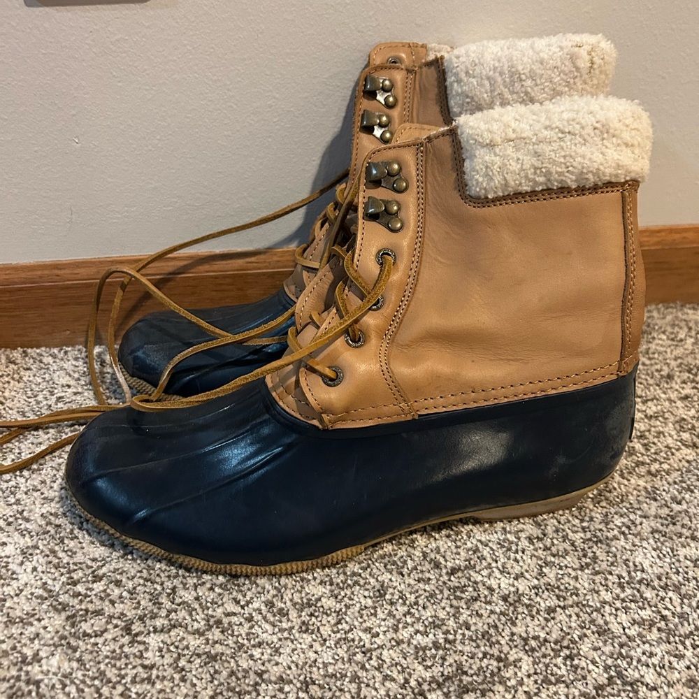 Women's Tan and Black Sperry Lace-Up Duck  Boots